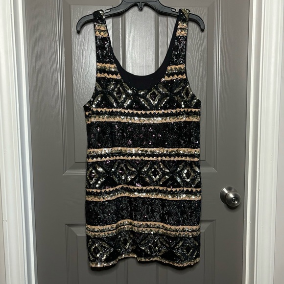 🥂 Free People Fully Sequined Mini Dress Aztec /Geo Design M Black Gold Silver - Picture 7 of 10